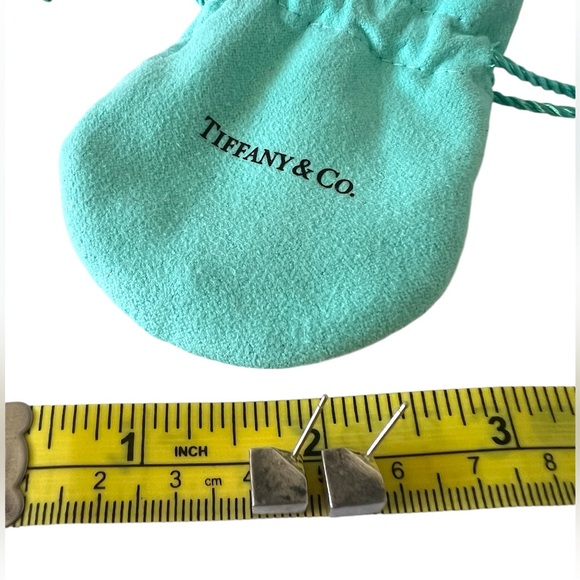 Tiffany & Co • Sterling Silver Solid Box Cube Stud Earrings 8gr - Picture 7 of 9